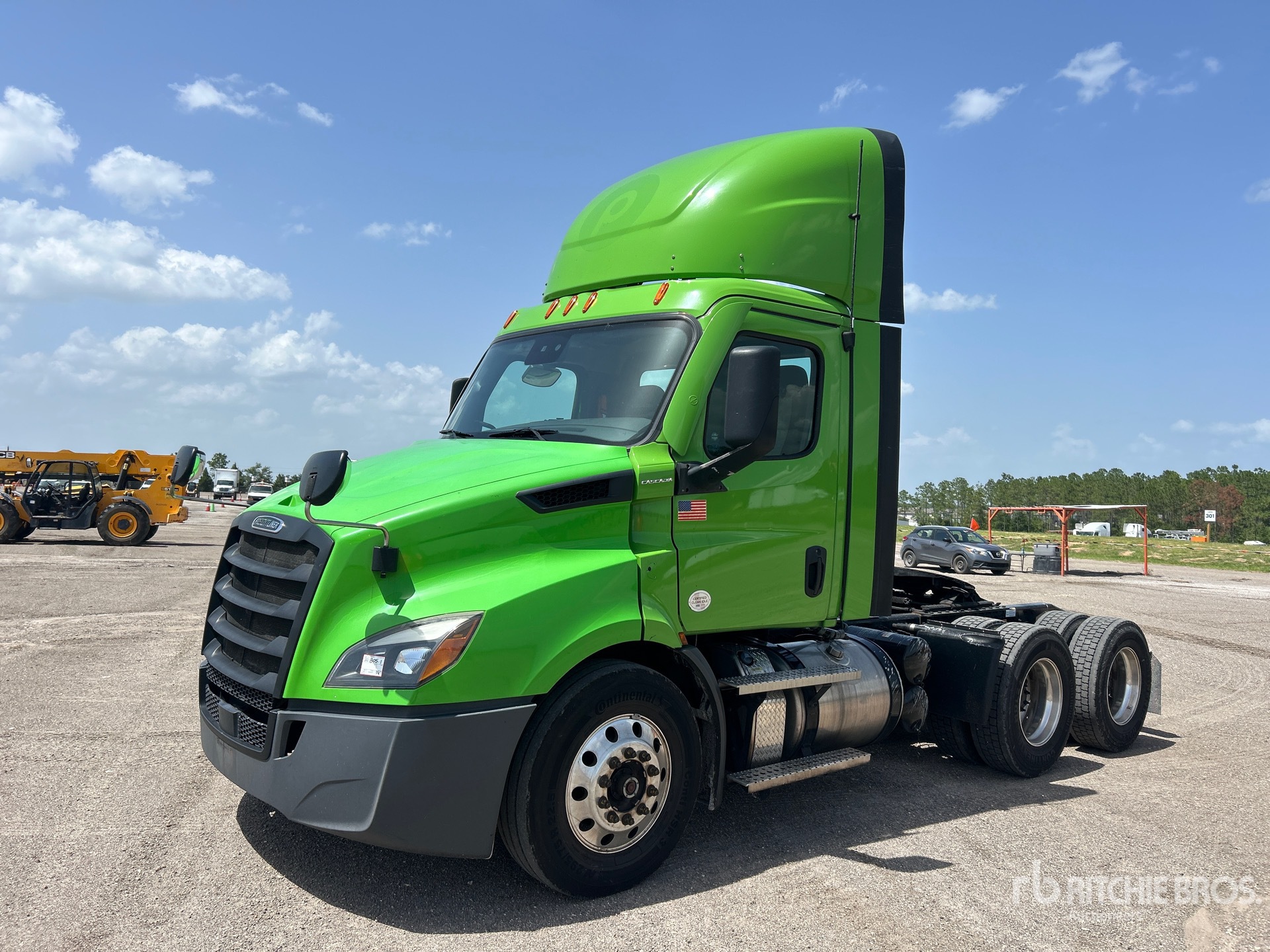 2021 Freightliner Cascadia 116 6x4 T/A Day Cab Truck Tractor