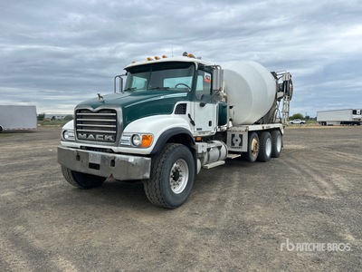 2007 Mack CV 8x4 Mixer Truck