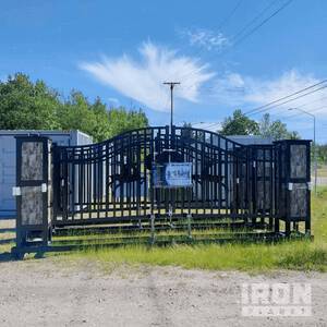 Greatbear Iron gate 20' double arc with Deer in th Driveway Gate (Unused)