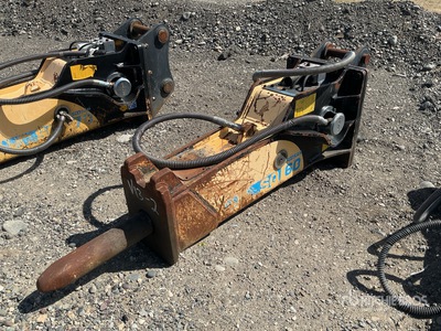Soonsan SQ60 24 in Hydraulic Breaker - Fits excavator