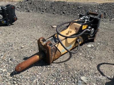 Soonsan  SQ70 24 in Hydraulic Breaker - Fits excavator