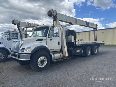 2004 National 600DS 18 ton Straight Boom on 2004 International شاحنة رافعة