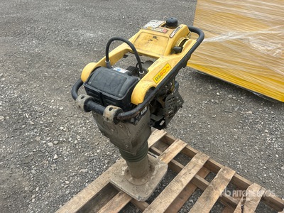 2016 Wacker Neuson BS50-4S Pisón