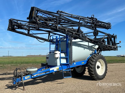 New Holland SF216 120 ft S/A High Clearance Pull-Type Sprayer