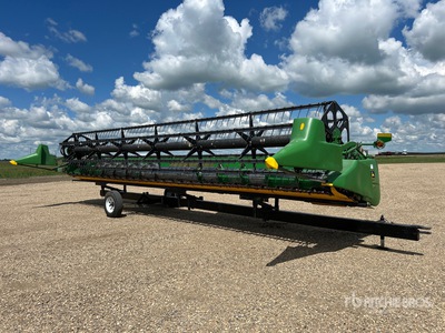 John Deere 930F 30 ft Flex Combine Header