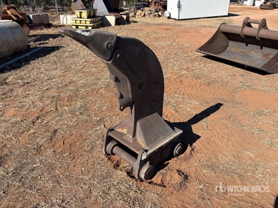 Roo Attachments Q/C Excavator Ripper - Fits Cat 330GC