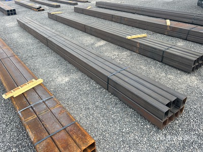 Quantity of (8) 4 In x 5 In Rectangle Tubing (Unused)
