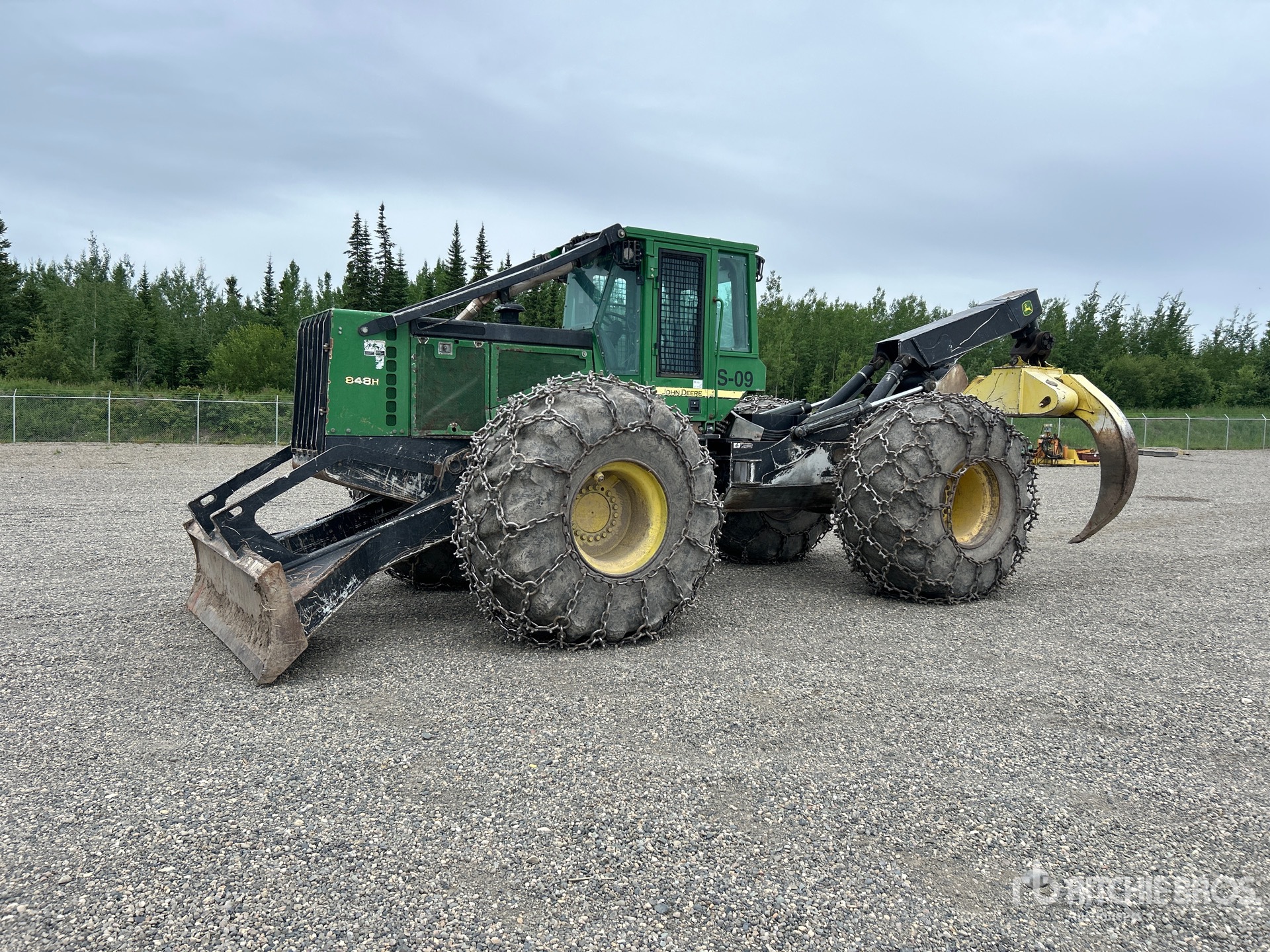 2013 John Deere 848H 4x4 Skidder