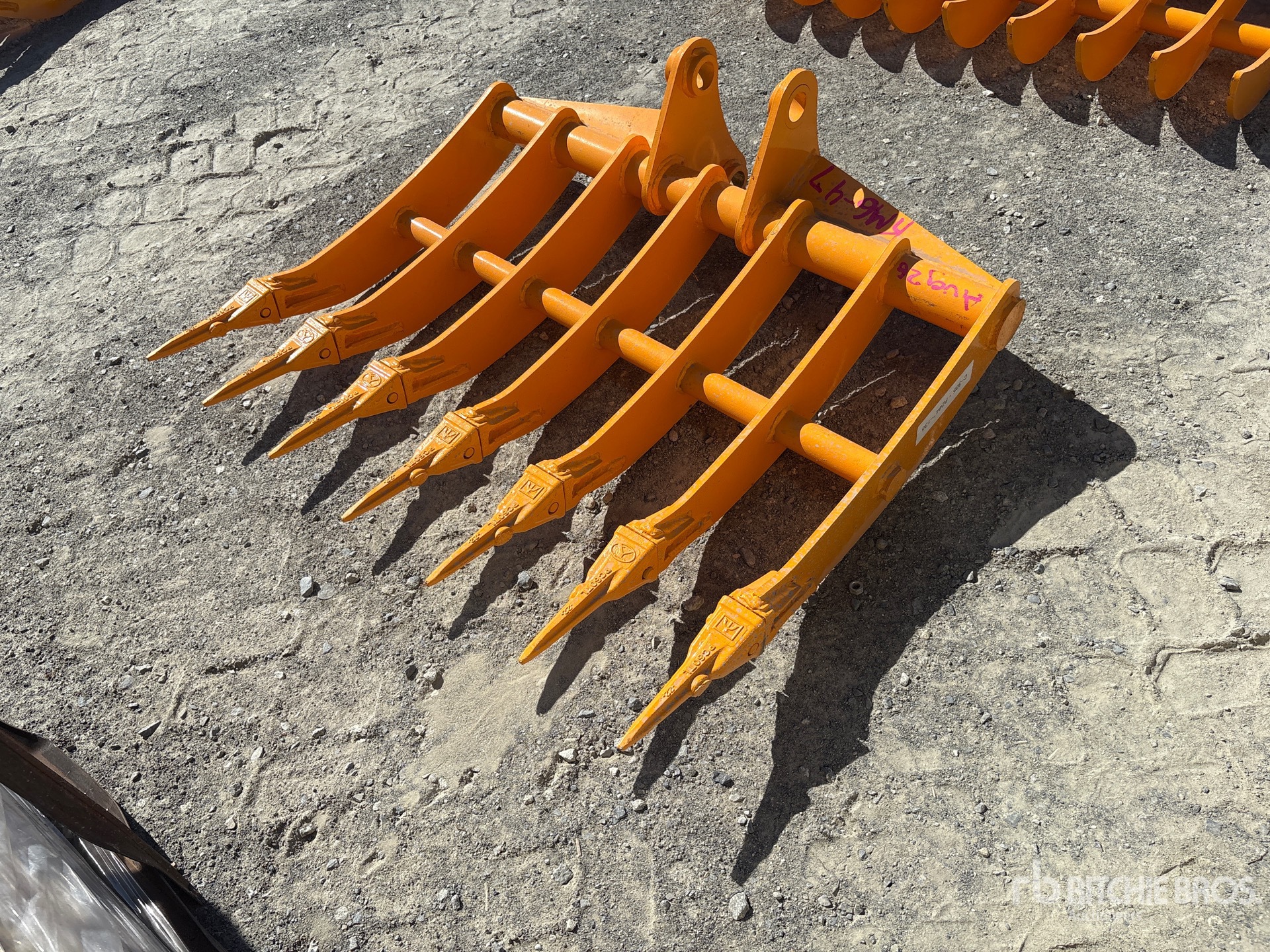 2026 GIYI 44 in Excavator Rake - Fits CAT 305 (Unused)