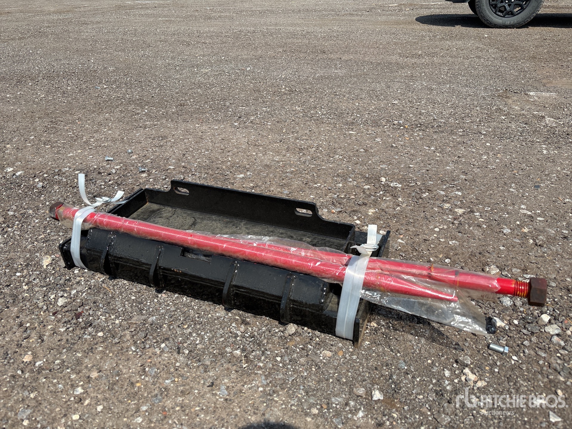 2026 GIYI GY-BF39 39 in Mini Skid Steer Bale Spear (Unused)