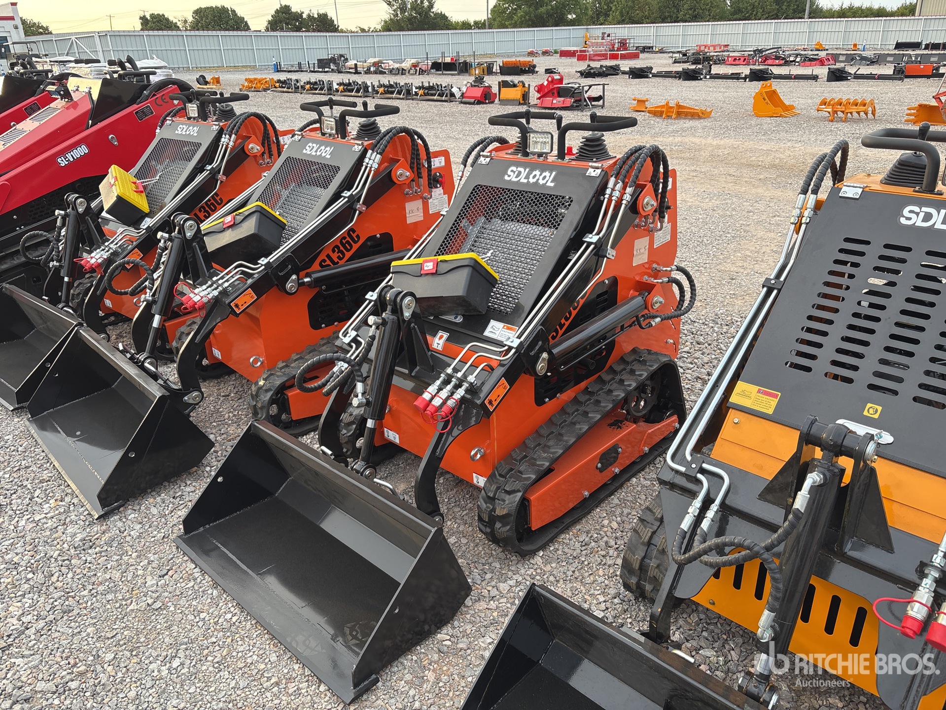 2026 SDLOOL SL36C Mini Compact Track Loader (Unused)