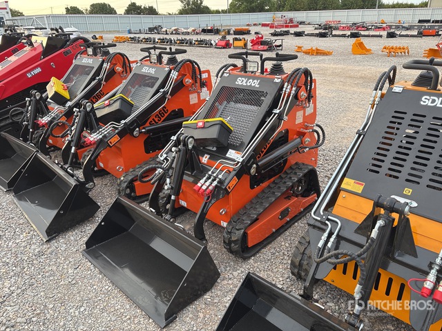 2026 SDLOOL SL36C Mini Compact Track Loader (Unused)