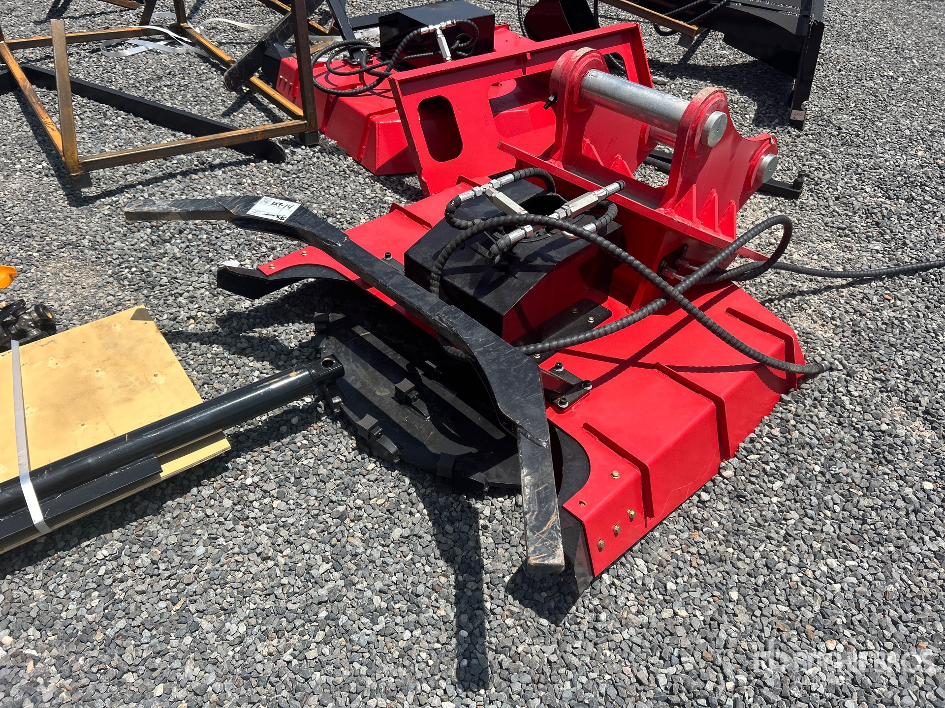 2026 GIYI GY-EDM320 39 in Excavator Disc Mulcher (Unused)