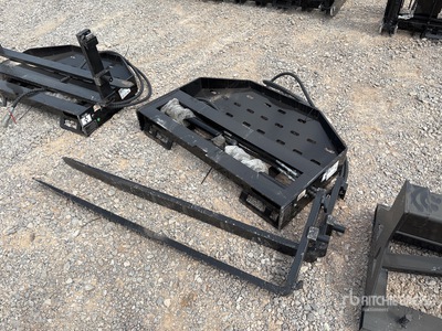 2026 GIYI GY-SF60 60 in Side shift Skid Steer Forks (Unused)