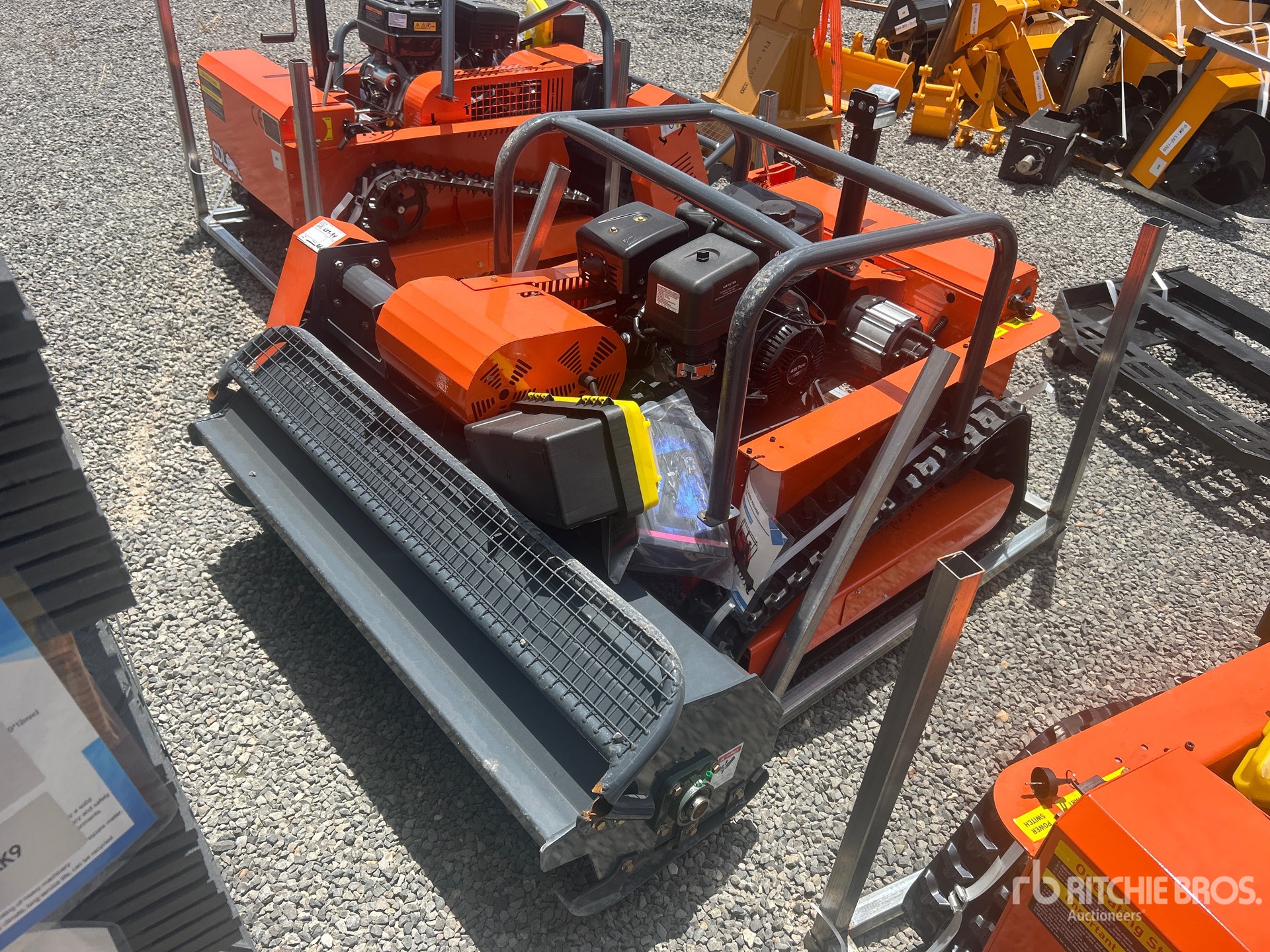 2026 SDLOOL SL-LM1200Q Walk-Behind Tracked Lawn Mower (Unused)