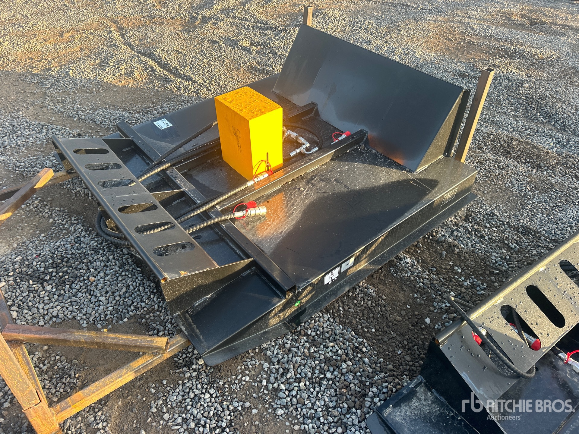 2026 GIYI GY-BC63 60 in Skid Steer Brush Cutter (Unused)