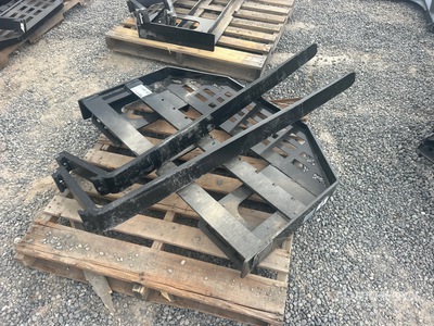 2026 GIYI GY-DHC 60 in Skid Steer Forks (Unused)