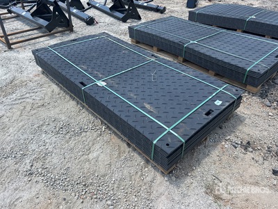Quantity of (12) 2026 SKLP SK-LJB12 Polyethylene Sheet Ground Protection Mats Varios, tienda, almacen, consumidor (Unused)