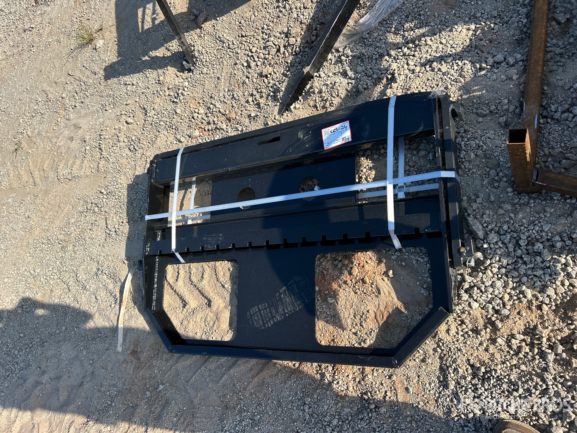 2026 GIYI GY-FR47 Skid Steer Forks (Unused)