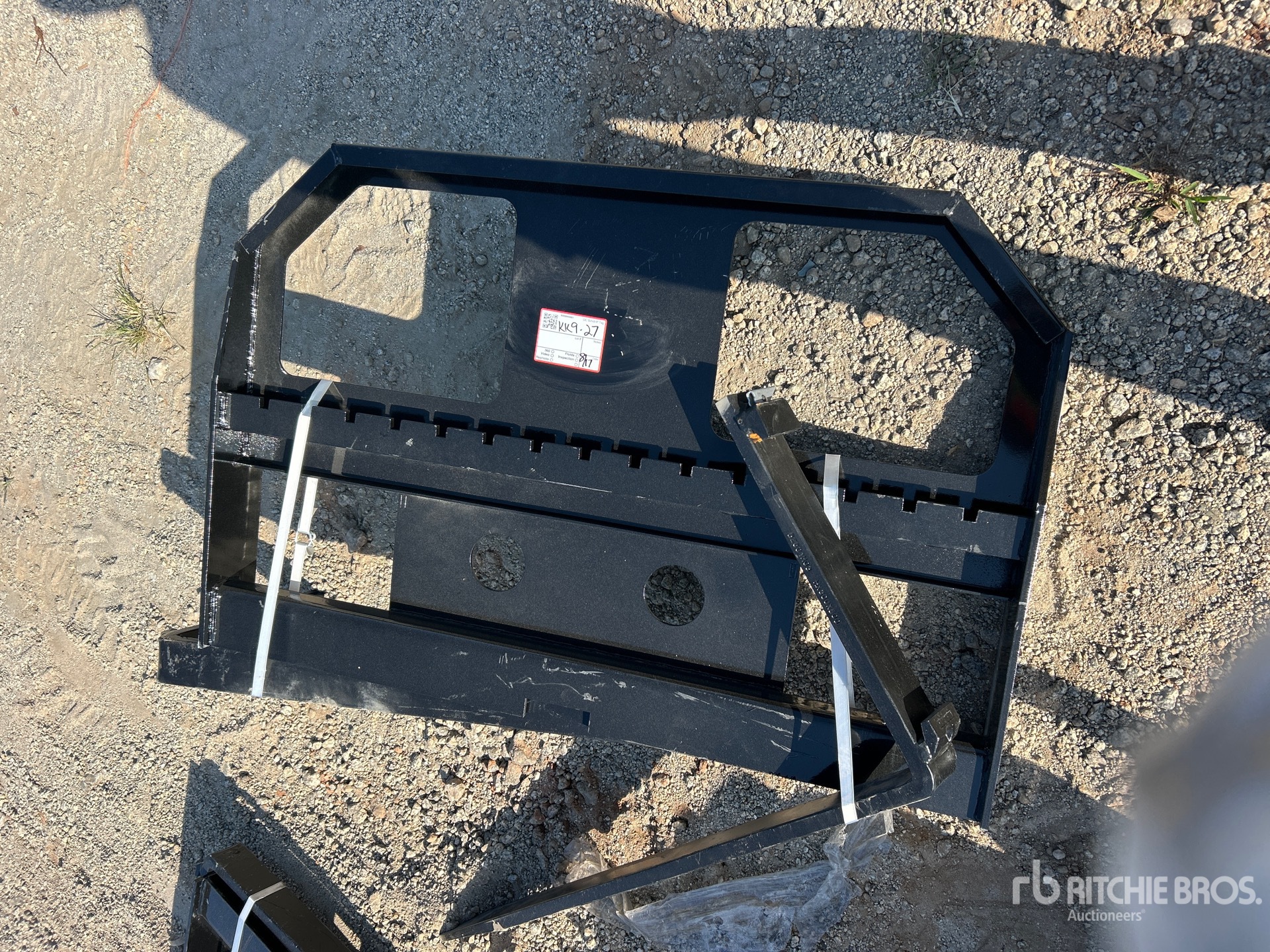 2026 GIYI GY-FR47 Skid Steer Forks (Unused)