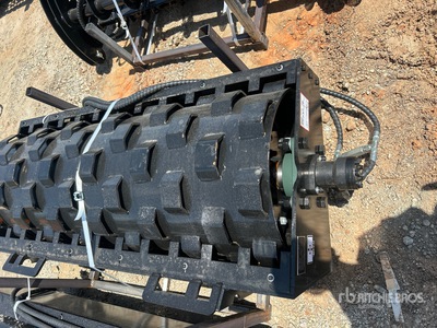 2026 GIYI GY-CW70 Skid Steer Compactor Wheel Accessorio per mini pala (Unused)