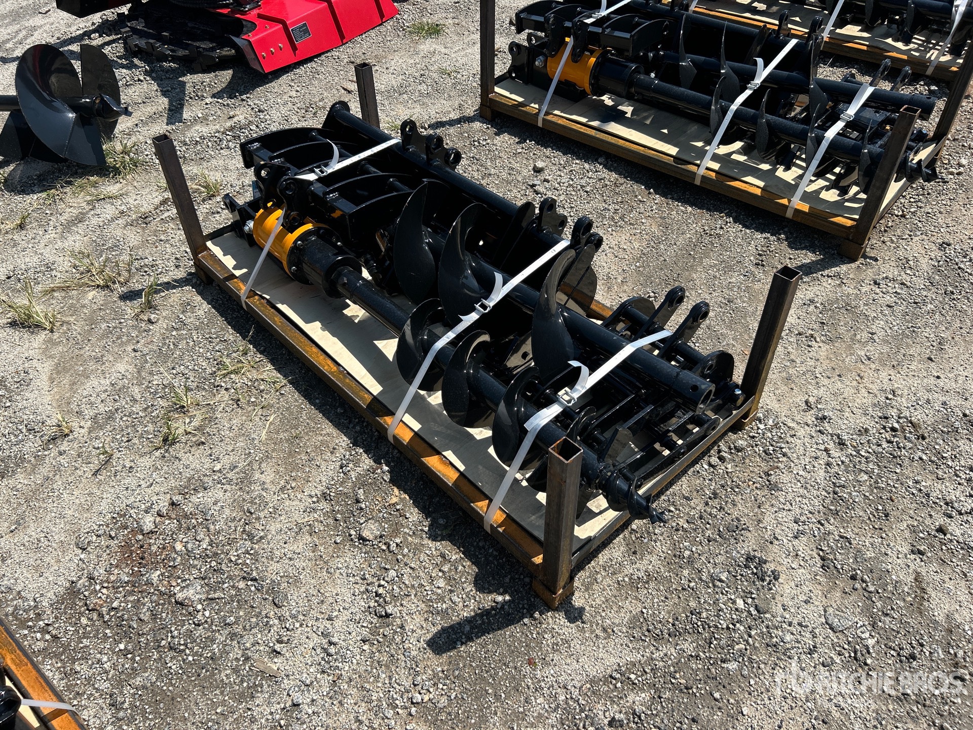 Quantity of (8) 2026 VICSEC VCA-8 Mini Excavator Attachments, Rake Ripper Grabber 12in 16in Auger 8in Narrow Bucket 24in 32in Bucket Quick Coupler (Unused)