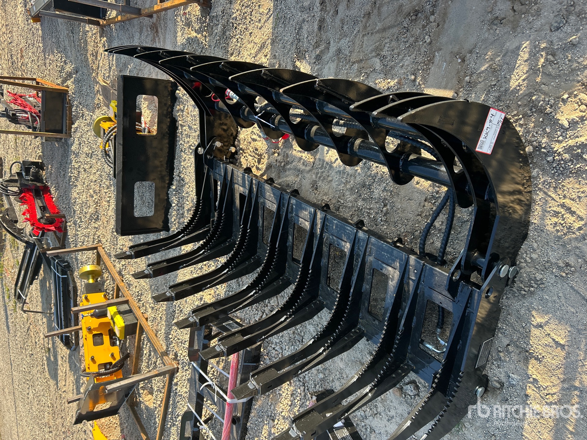 2026 GIYI GY-CLG72 Skid Steer Grapple (Unused)