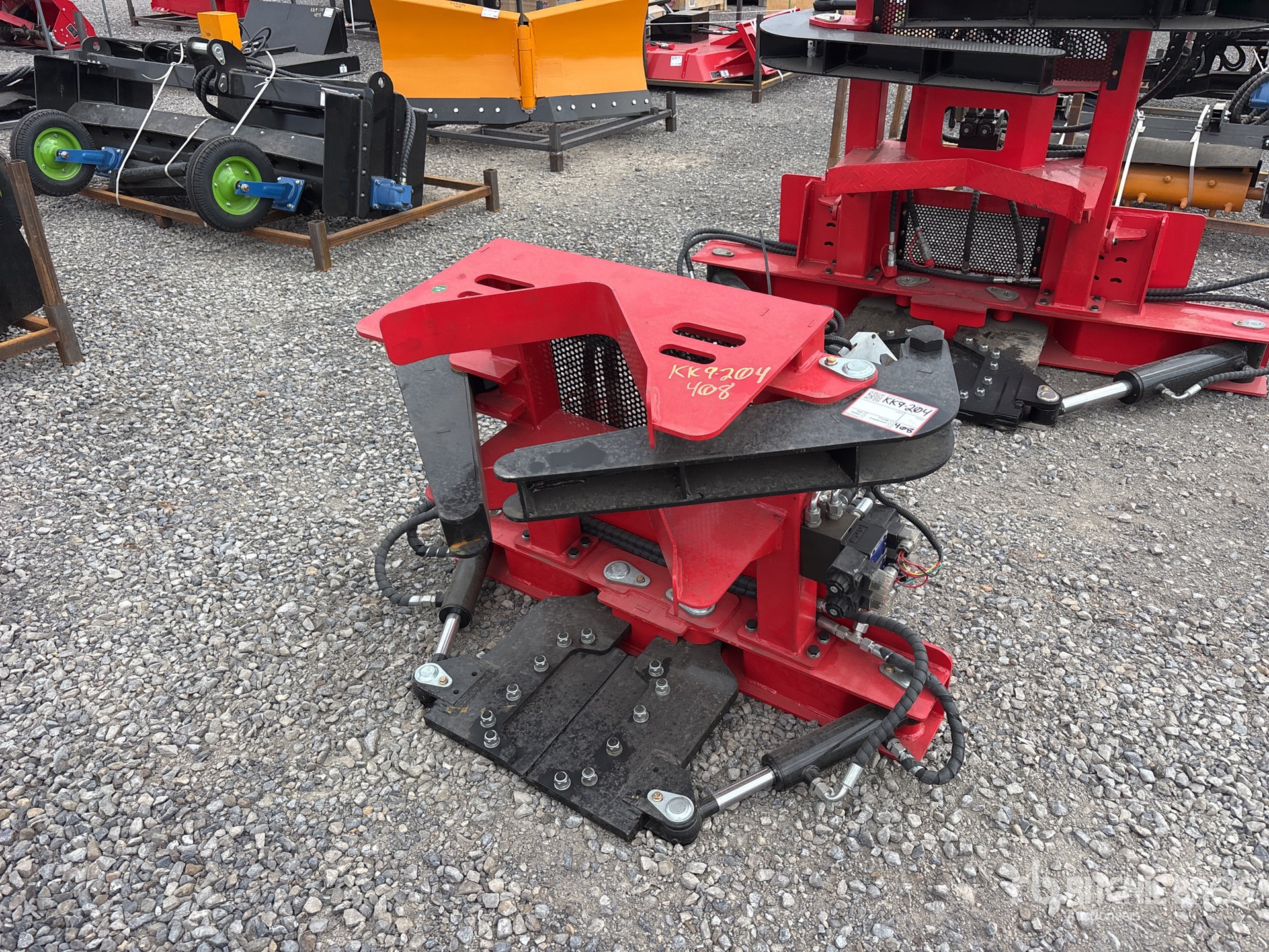 2026 GIYI GY-MTS43 Mini Skid Steer Tree Shear (Unused)