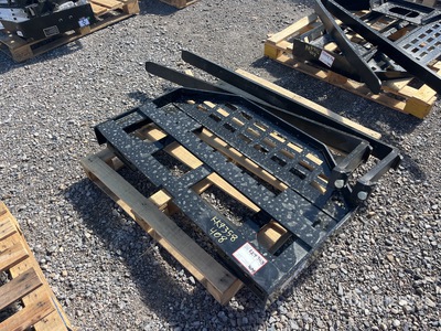 2026 GIYI GY-DHC 60 in Skid Steer Forks (Unused)
