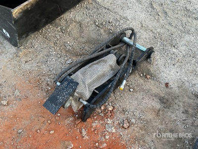 2026 GIYI GY-XJ3T 10 in Hydraulic Excavator Thumb (Unused)