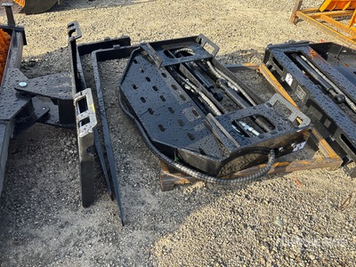 2026 GIYI GY-SF60 60 in Skid Steer Forks (Unused)