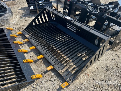 2026 GIYI RB66 66 in Skeleton Skid Steer Bucket (Unused)