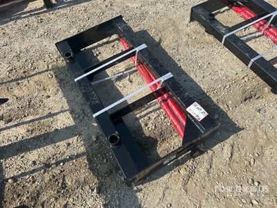 2026 GIYI HF47 47 in Skid Steer Bale Spear (Unused)