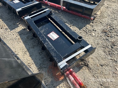 2026 GIYI BF39 39 in Mini Skid Steer Bale Spear (Unused)