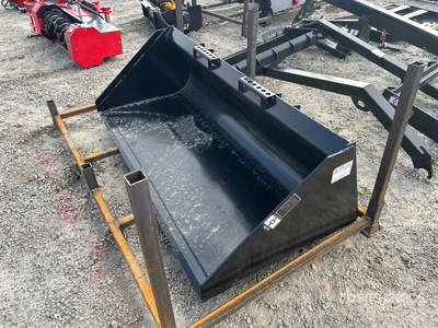 2026 GIYI BT67 67 in 0.42 m3 General Purpose Skid Steer Bucket (Unused)