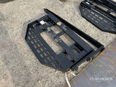 2026 GIYI DHC 60 in Skid Steer Forks (Unused)