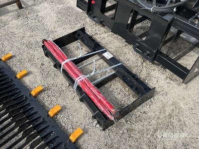 2026 GIYI GY-BF47 47 in Skid Steer Bale Spear (Unused)