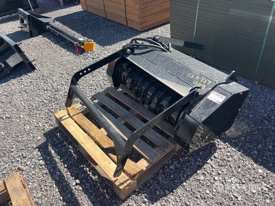 2026 GIYI GY-ML45 32 in Mini Skid Steer Mulcher (Unused)