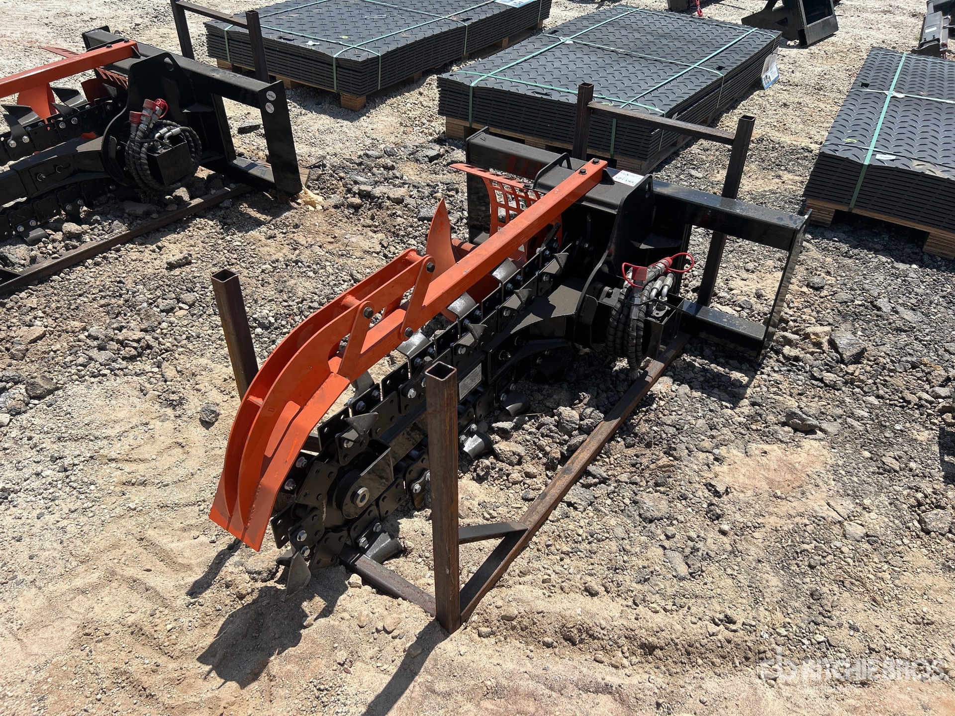 2026 GIYI D39 39 in Skid Steer Trencher (Unused)