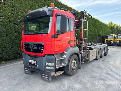 2012 Fassi F195A Knuckle Boom on 2012 MAN TGS35.400 8x4 Roll-Off Truck