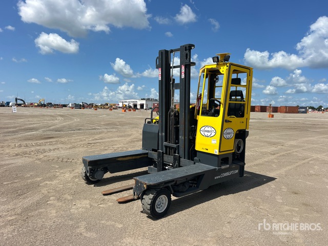 2017 Combilift C10000 10000 lb 3x3 Truck Mounted Forklift