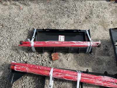2026 GIYI GY-BF39 39 in Skid Steer Bale Spear (Unused)