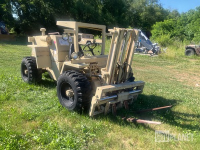 Case M4K Rough Terrain Forklift