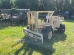 Picture, Right Front Corner