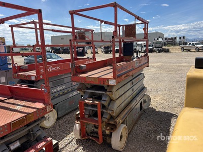 Skyjack SJ 3226 Electric Scissor Lift