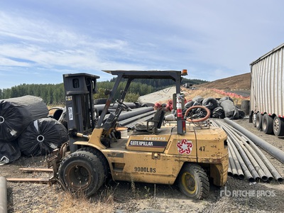 1994 Cat GPL40 Pneumatic Tire Forklift (Inoperable)