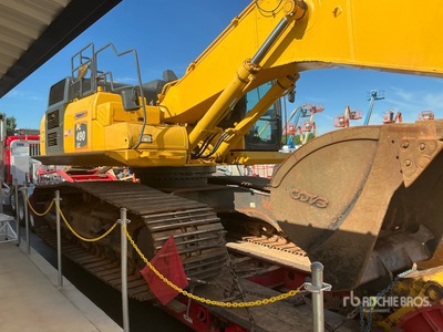 2020 Komatsu PC490LC-11 Escavatore cingolato