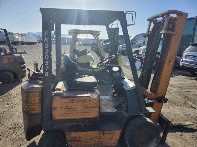 Toyota 42-5FG18 3500 lb Pneumatic Tire Forklift (Inoperable)