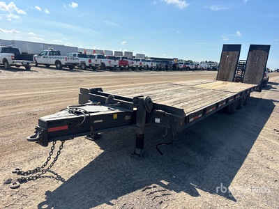 2006 Milano 32 ft Tri/A Plant Trailer