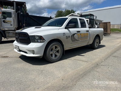 2019 Ram 1500 4x4 Extended Cab Pickup